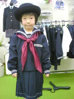 ♪附属小学校の制服採寸に行ってきました♪ ～服装にみた幼児教育 