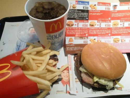 20120225_McDonalds16号相模原店-001